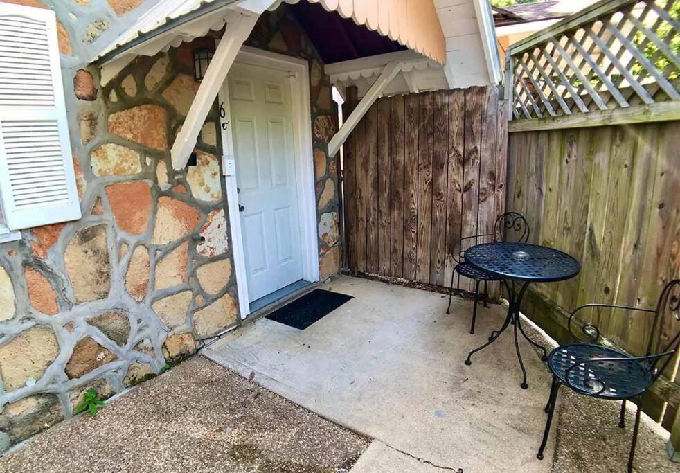 D'Vinery Rock Cottage/ #6 Юрека Спрингс Екстериор снимка